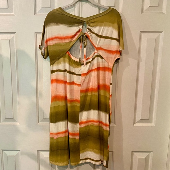 EST 1946 Large Soft T-shirt Dress Open back with tie Beach Cruise Summer Stripes - Picture 2 of 6